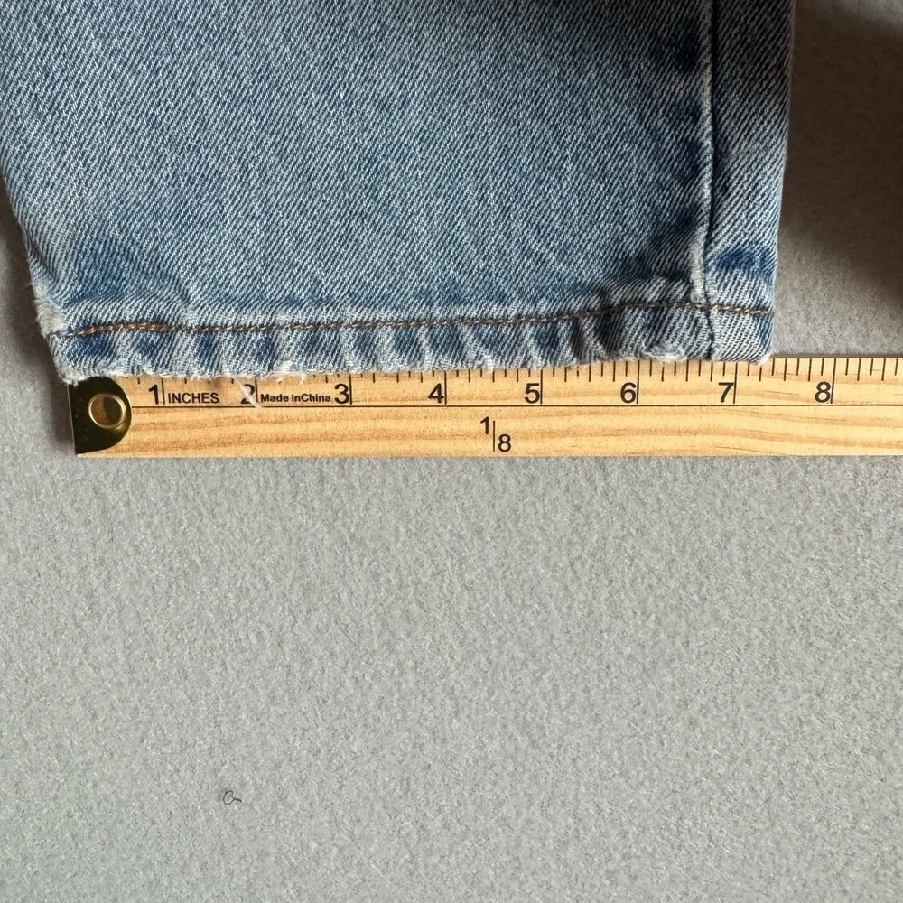 VTG Levi’s 550 Thrashed Grunge Baggy Jeans 32X29 (tag‎ 33X30)